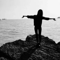 创意情侣头像一左一右 有沵丶涐幸福