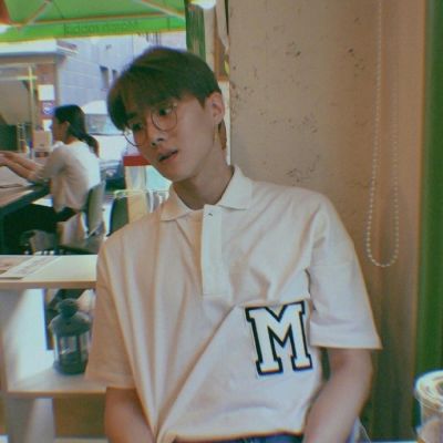 高清清新帅气的男生头像图片