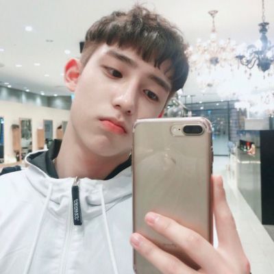 高清清新帅气的男生头像图片