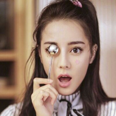 迪丽热巴高清头像图片