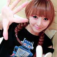 超好看的姐妹头像两张_亲密的姐妹