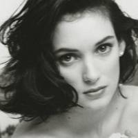 唯美短发女生头像_短发的女孩