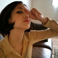 唯美短发女生头像_短发的女孩