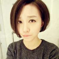 唯美短发女生头像_短发的女孩