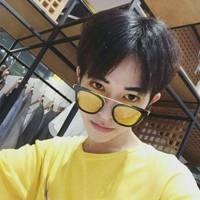 你男朋友掉在这里了