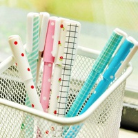 颜色丰富多彩的可爱文具头像