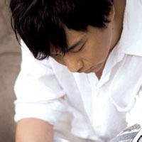 吸引女生的陌陌约会成熟男头像图片
