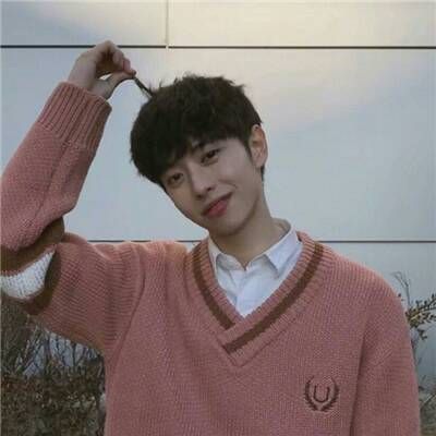 低调高清男生头像图片_低调帅气的男生大图