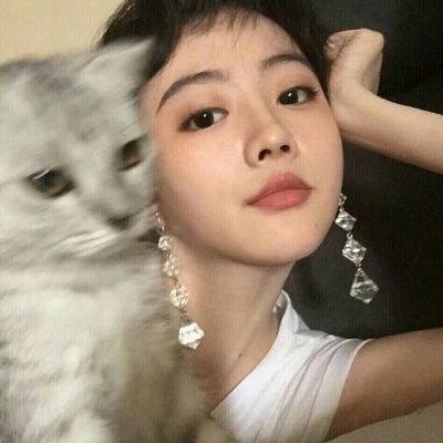 很酷拽的女头像图片_很酷很拽的女生大图