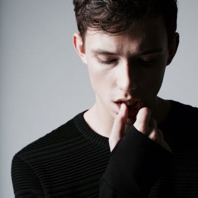 高清外国帅气男生头像