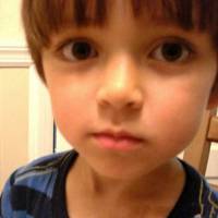 混血可爱小正太头像