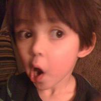 混血可爱小正太头像