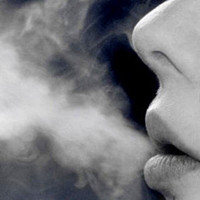 微信头像抽烟男生帅气_抽烟动作太帅气