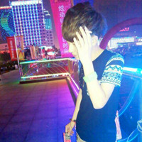 微信头像抽烟男生帅气_抽烟动作太帅气