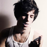 微信头像抽烟男生帅气_抽烟动作太帅气