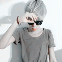 微信头像男生捂脸_帅气的捂脸男生图片头像