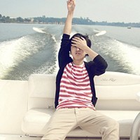 微信头像男生捂脸_帅气的捂脸男生图片头像