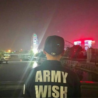 个性情头一对两张 时尚个性的情侣