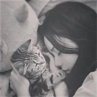 抱猫女头像_愿你是我的小猫