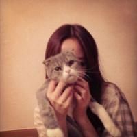 抱猫女头像_愿你是我的小猫