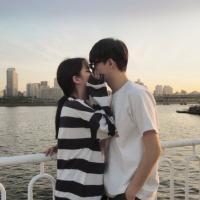 温馨幸福的情侣头像图片