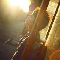 男生一个人背背包旅行的头像