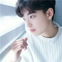 男生中分头像图片_中分男神