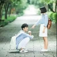 校园校服情侣头像两人两张