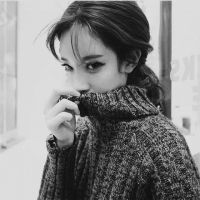 女头像黑白高冷 夜太深还是我太真