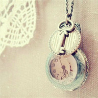 好看唯美女性用的装饰品头像图片