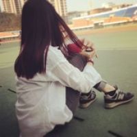 女生学生背影头像_学生模样的女生背影