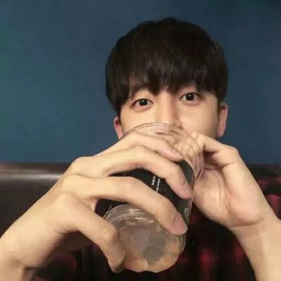 个性男生头像霸气范 霸气总是一马当先