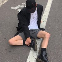 玩世不恭的微信头像男生 玩世不恭的人