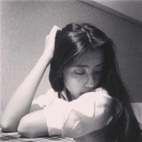 女头像黑白高冷 夜太深还是我太真