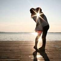 情侣牵手头像 我俩手牵手爱情常相守