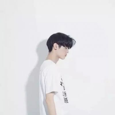 个性男生头像霸气范 霸气总是一马当先