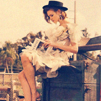 微信头像女生婚纱_只想为你穿一袭婚纱