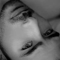 休闲成熟男人头像_展现优雅成熟范儿