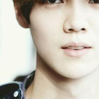 最新的鹿晗最帅头像照片