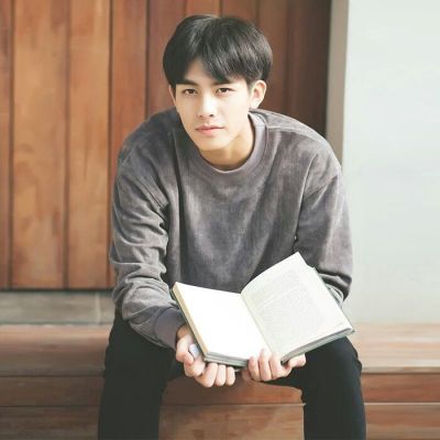 微信头像男孩意境 意境帅哥走一波