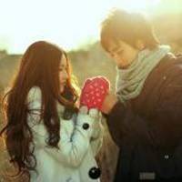 情侣牵手头像 我俩手牵手爱情常相守