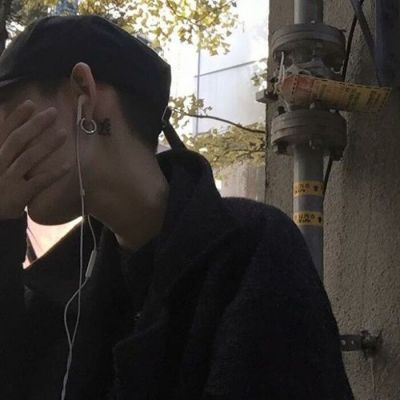 玩世不恭的微信头像男生 玩世不恭的人