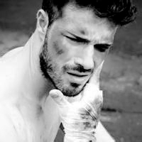 休闲成熟男人头像_展现优雅成熟范儿