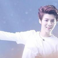 最新的鹿晗最帅头像照片