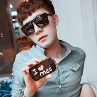 男生阿宝色带字头像