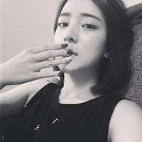 女人黑白头像 有些人一旦相遇就不能离分