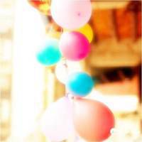 好看的唯美带气球的头像图片