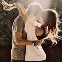 情侣牵手头像 我俩手牵手爱情常相守