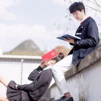 校园校服情侣头像两人两张