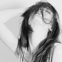 女人黑白头像 有些人一旦相遇就不能离分